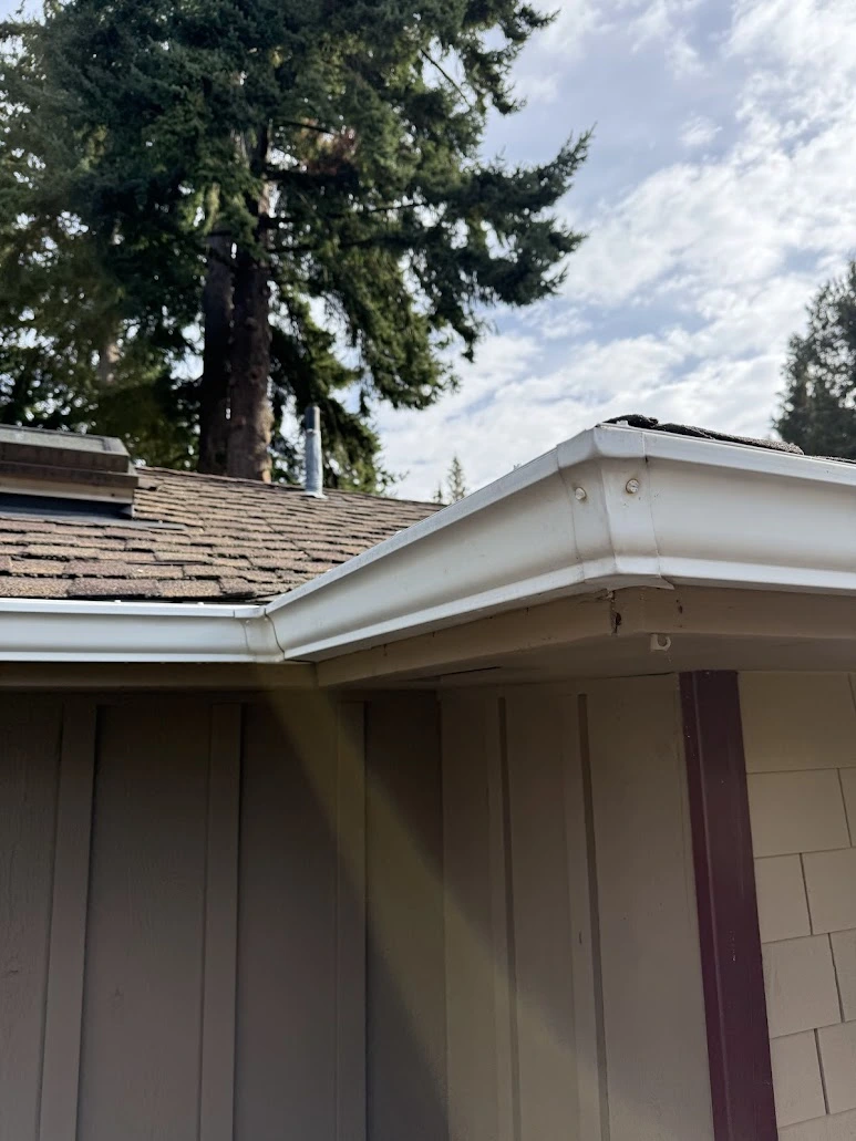 Secure gutter brackets after reinforcement in Lynnwood